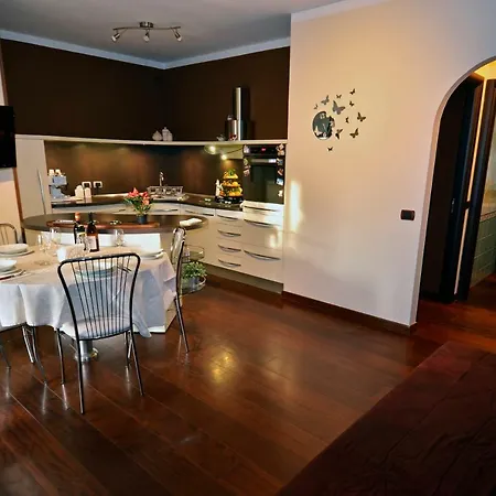 Erno Апартаменты Леза